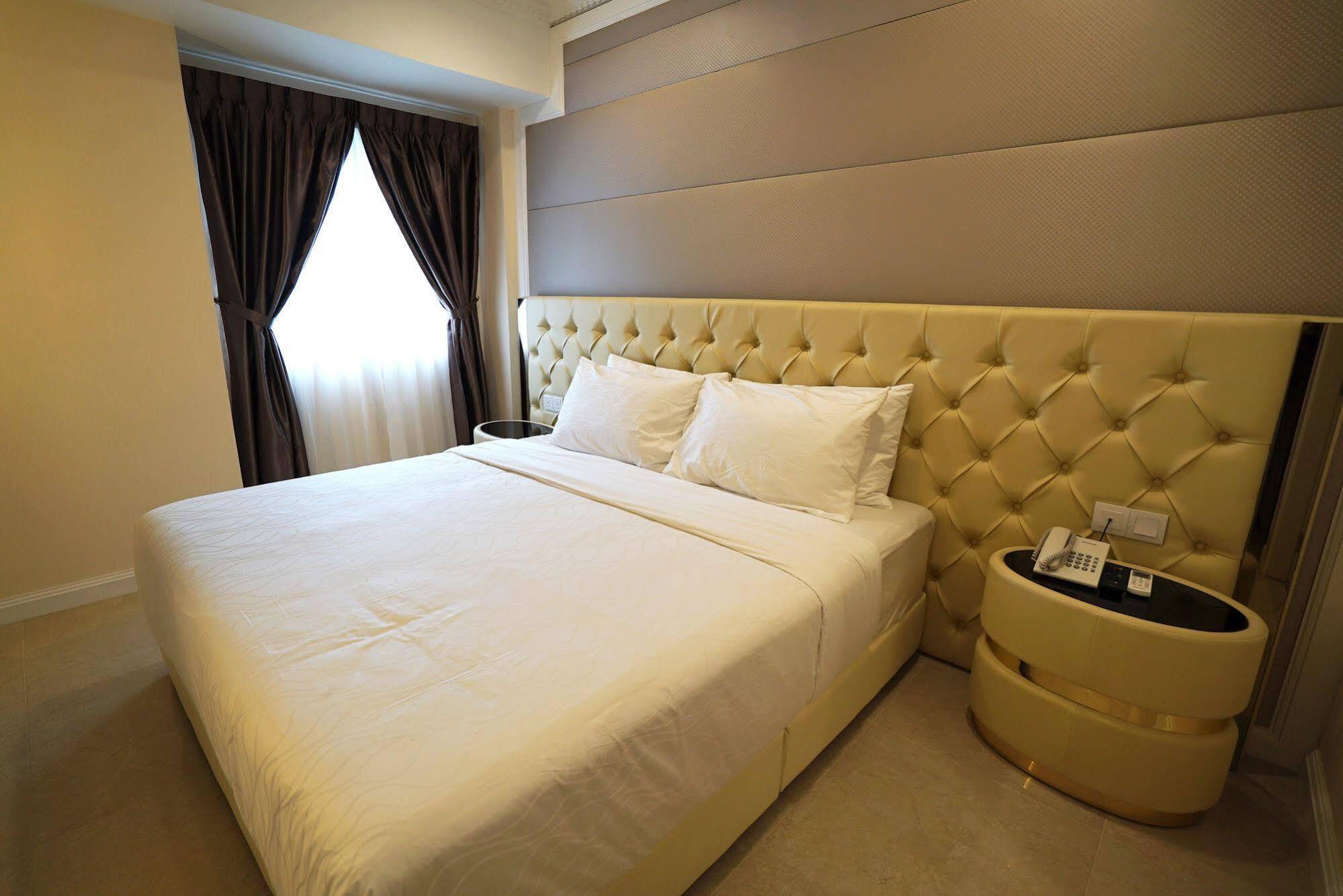 Ritzton Hotel Johor Bahru Exterior foto